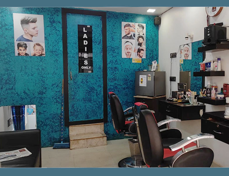 GOLDEN  GENTS & LADIES BEAUTY PARLOR