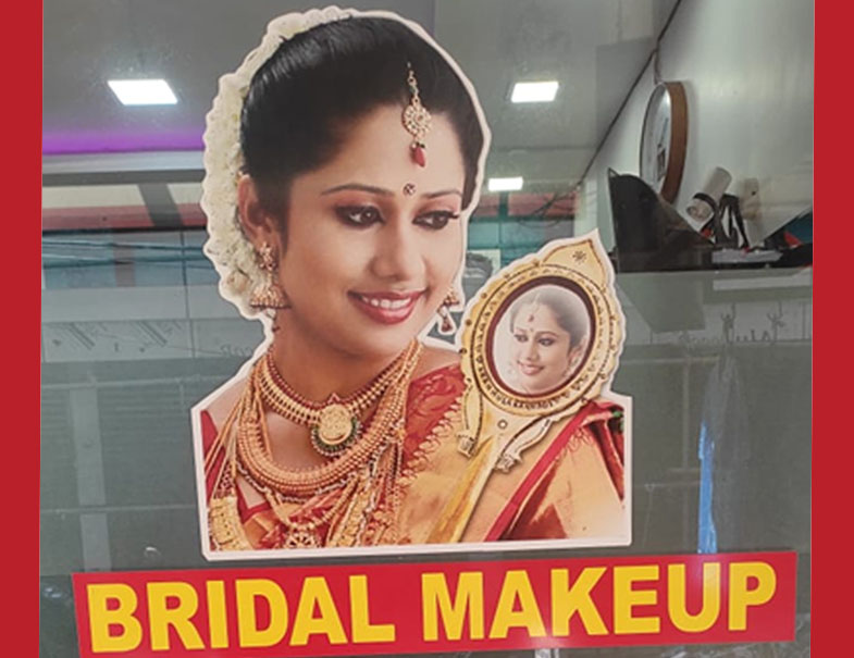 GOLDEN  GENTS & LADIES BEAUTY PARLOR